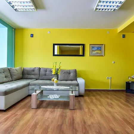 Lägenhet L&l Holiday *