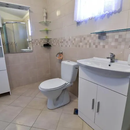 L&l Apartment