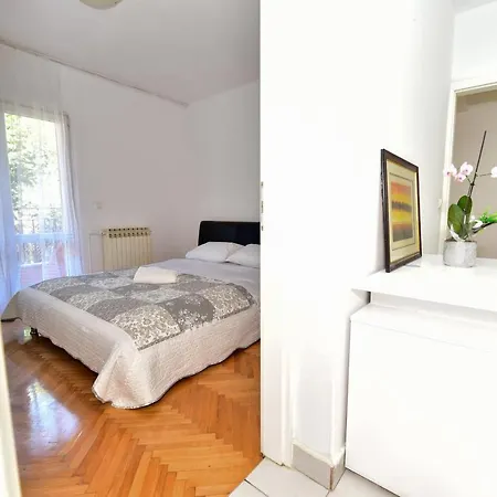 L&l Apartment