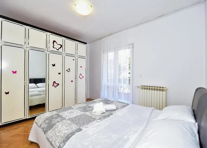 Lägenhet L&l Holiday